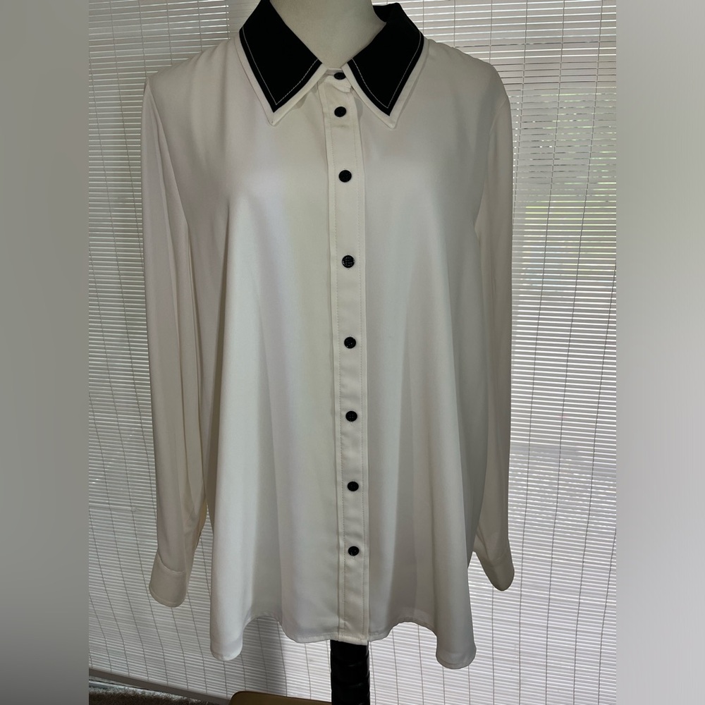 NWT Vince Camuto Button-Up Dress Shirt